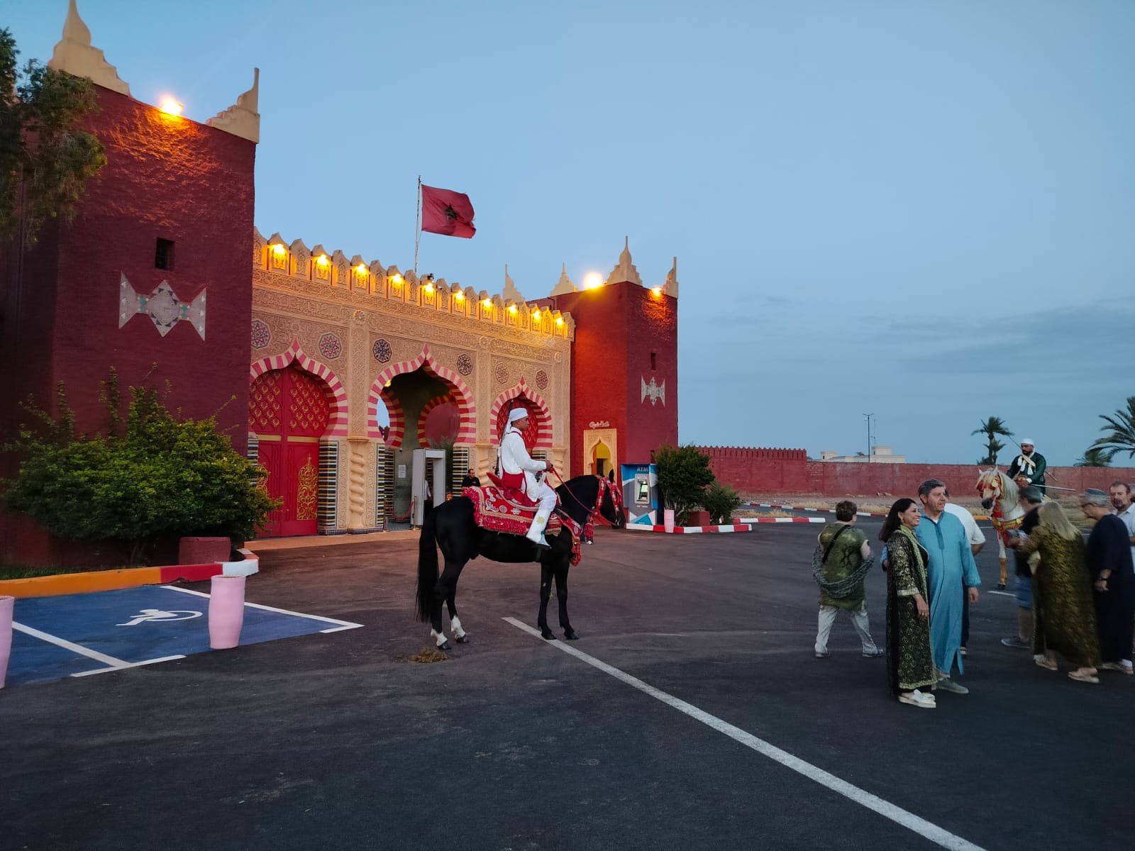 Chez Ali Fantasia Show Marrakech – Traditional Dinner & Moroccan Entertainment